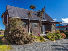 Snowshoe Cabin - National Park Holiday Home Owhango